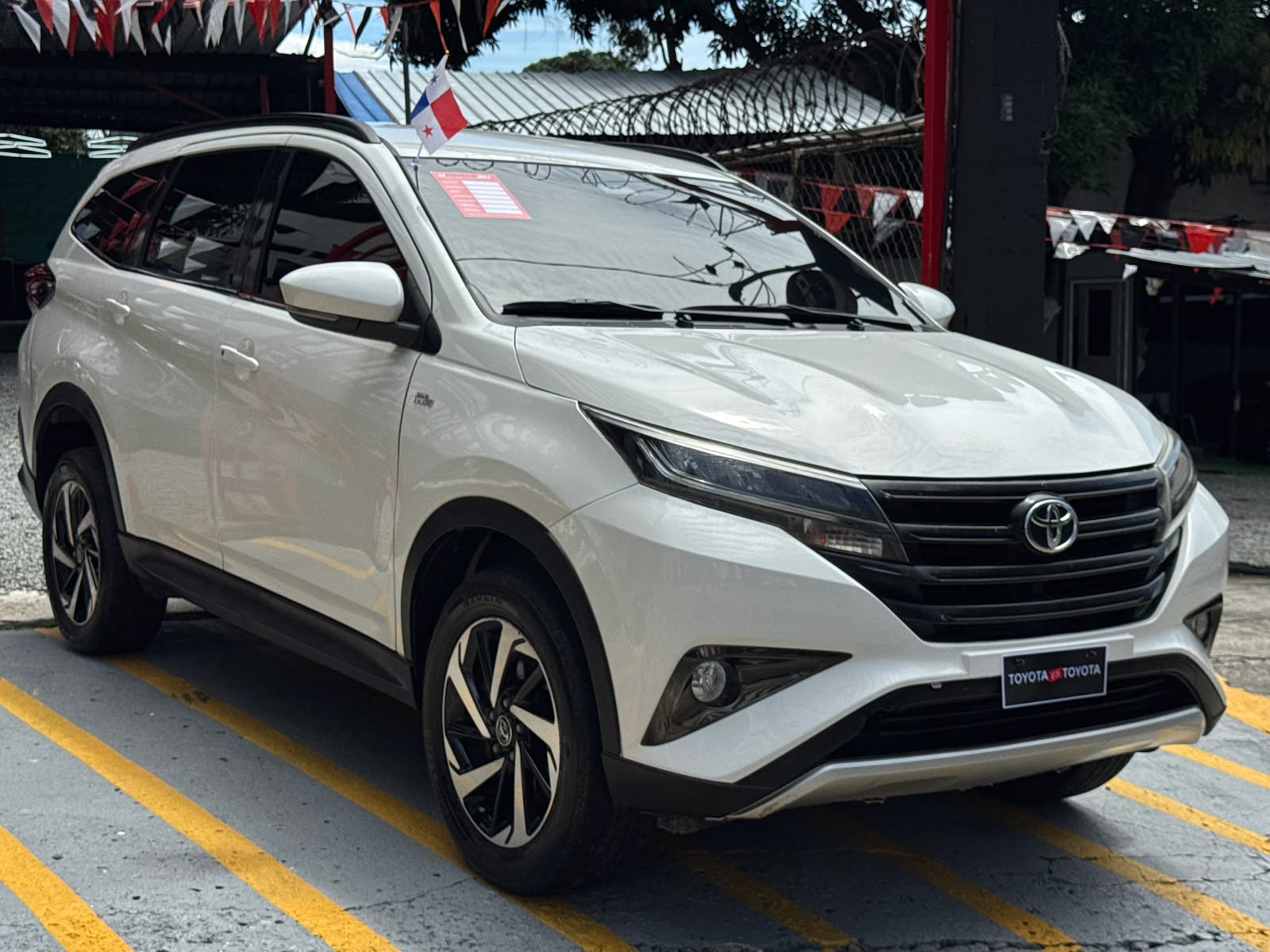 TOYOTA RUSH 2019